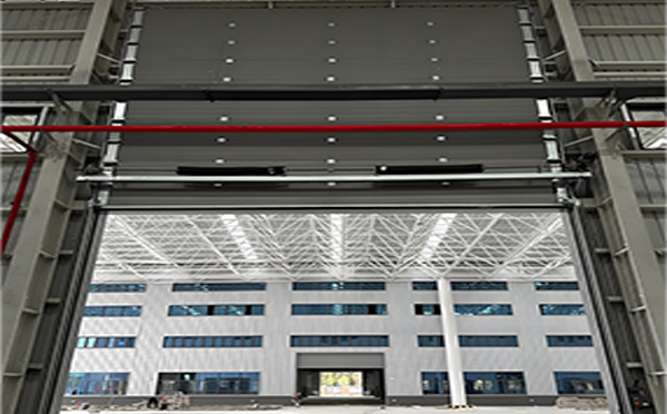 贺兰工业提升门