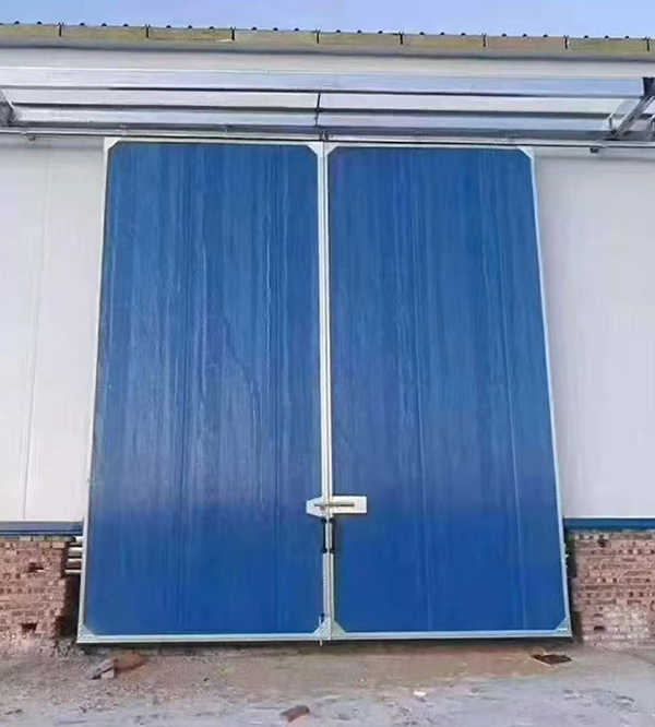 贺兰工业门在大型仓储物流通道中的应用实例