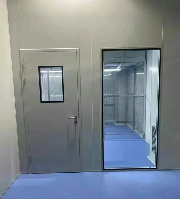 学校教学楼完成贺兰防火门标准化安装